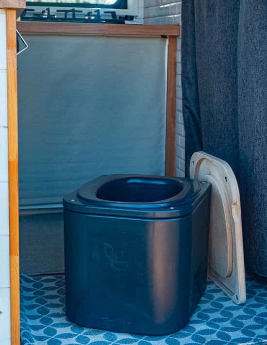 Toilette sèche ou toilette sèche à séparation – Trelino® Composting Toilets